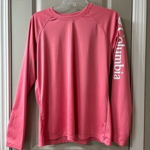 Columbia Pink Omni-Shade Shirt